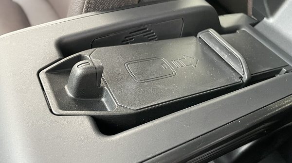 745386_1406680831657_slide bei Donau Automobile in 