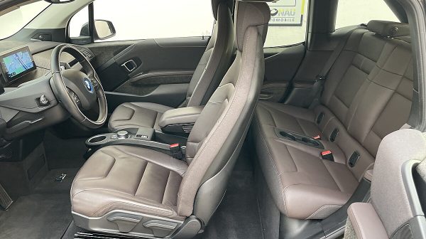 745386_1406680831659_slide bei Donau Automobile in 