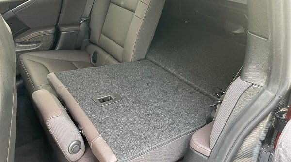 745386_1406680831661_slide bei Donau Automobile in 