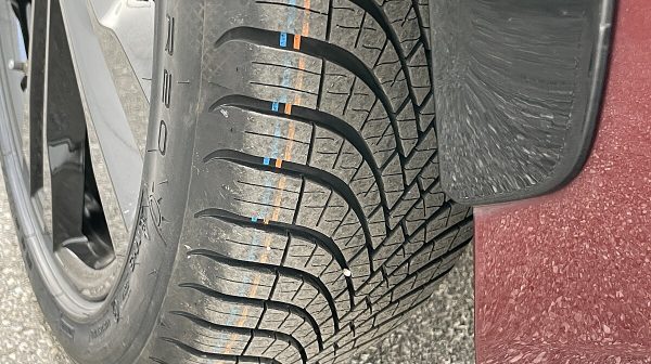 745386_1406680831684_slide bei Donau Automobile in 