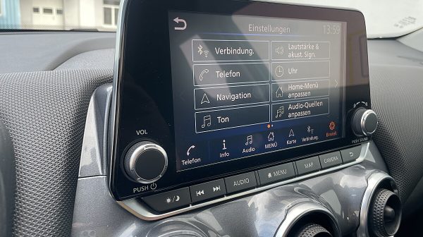 745987_1406680540209_slide bei Donau Automobile in 