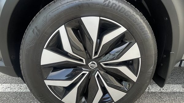 745987_1406680540257_slide bei Donau Automobile in 