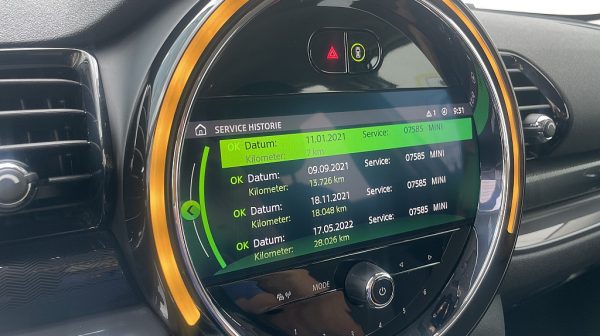 750977_1406642840551_slide bei Donau Automobile in 