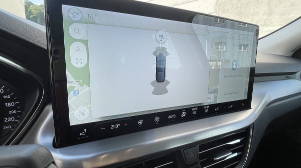 751431_1406650096085_slide bei Donau Automobile in 