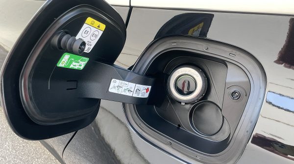 751431_1406650096113_slide bei Donau Automobile in 