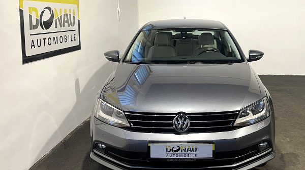 751646_1406667204669_slide bei Donau Automobile in 