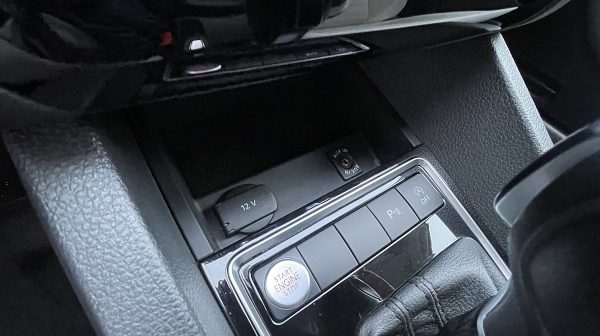 751646_1406667205464_slide bei Donau Automobile in 