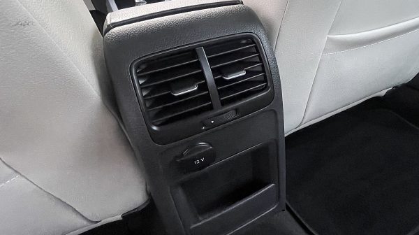 751646_1406667205516_slide bei Donau Automobile in 