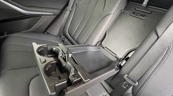 756506_1406673474586_slide bei Donau Automobile in 