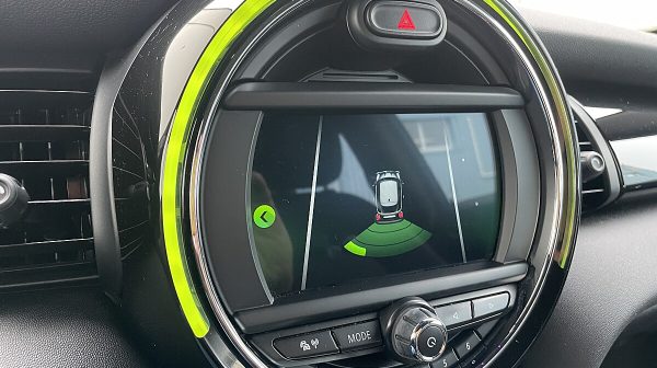 761661_1406674185170_slide bei Donau Automobile in 