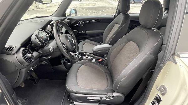 761661_1406674185194_slide bei Donau Automobile in 