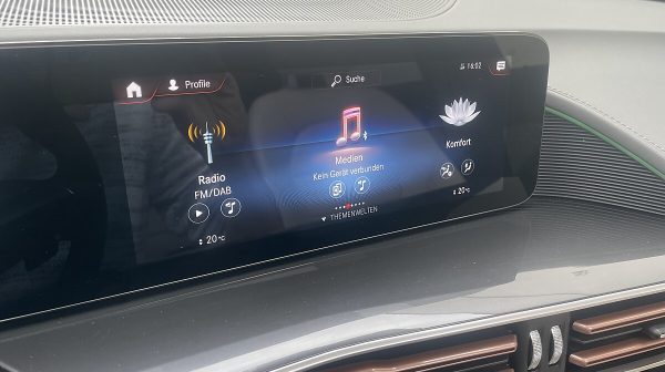 761966_1406687880462_slide bei Donau Automobile in 