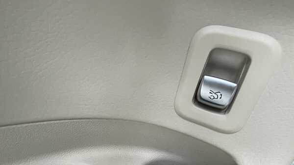 761966_1406687880485_slide bei Donau Automobile in 