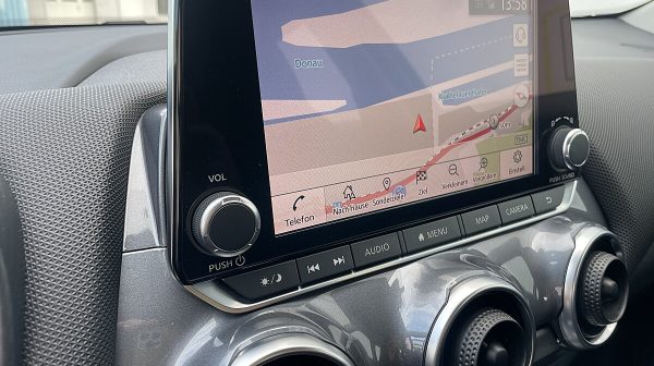 762982_1406680540186_slide bei Donau Automobile in 