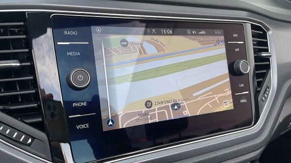 763132_1406677415748_slide bei Donau Automobile in 