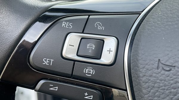 763132_1406677415774_slide bei Donau Automobile in 