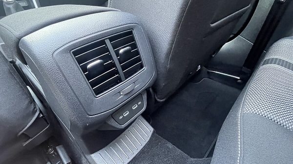 763132_1406677415794_slide bei Donau Automobile in 