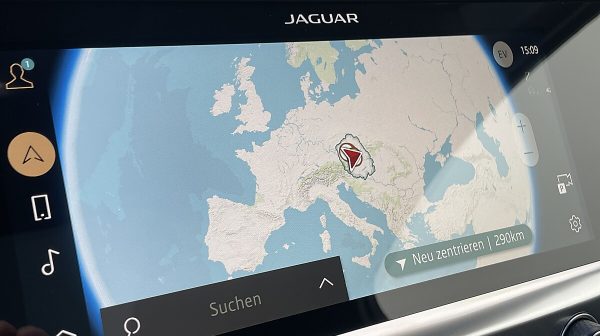 763180_1406681431946_slide bei Donau Automobile in 