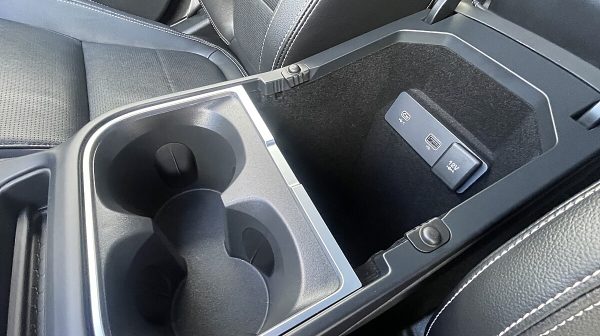 763180_1406681431964_slide bei Donau Automobile in 