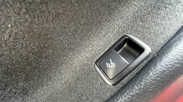 763383_1406687634556_slide bei Donau Automobile in 