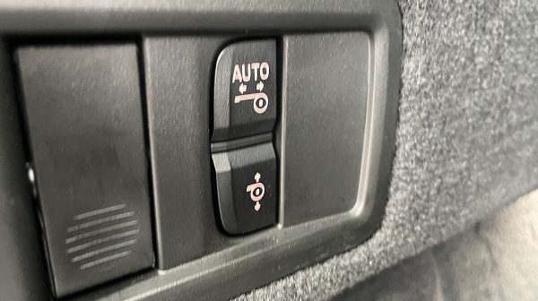 763433_1406674775371_slide bei Donau Automobile in 