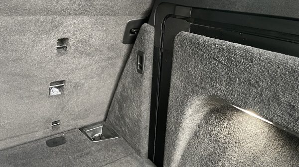 763433_1406674775372_slide bei Donau Automobile in 