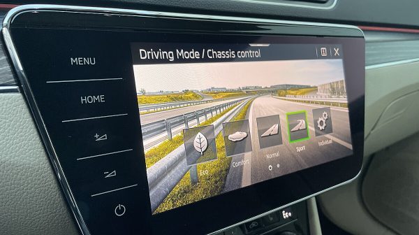 763517_1406682734902_slide bei Donau Automobile in 