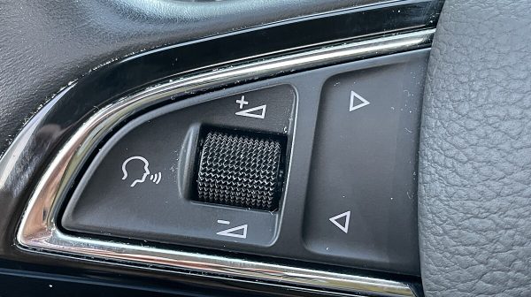 763517_1406682734928_slide bei Donau Automobile in 