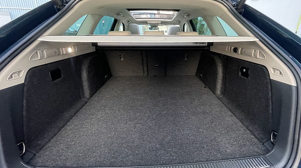 763517_1406682734947_slide bei Donau Automobile in 