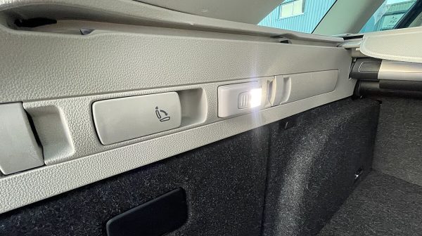 763517_1406682734949_slide bei Donau Automobile in 