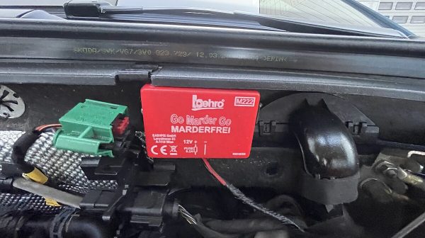 763517_1406682734952_slide bei Donau Automobile in 