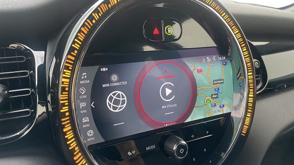 763586_1406688323678_slide bei Donau Automobile in 