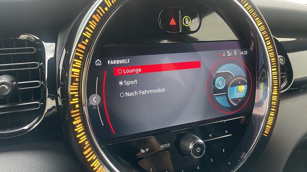 763586_1406688323682_slide bei Donau Automobile in 