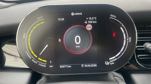 763586_1406688323690_slide bei Donau Automobile in 