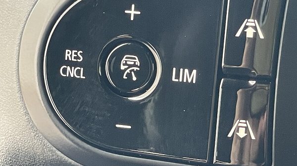 763586_1406688323692_slide bei Donau Automobile in 