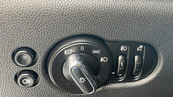 763586_1406688323695_slide bei Donau Automobile in 