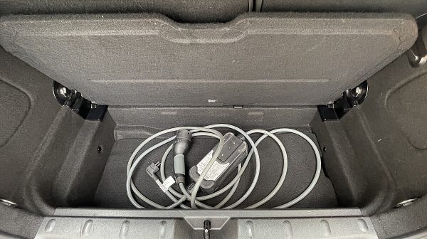 763586_1406688323706_slide bei Donau Automobile in 