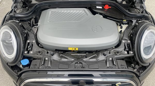 763586_1406688323708_slide bei Donau Automobile in 