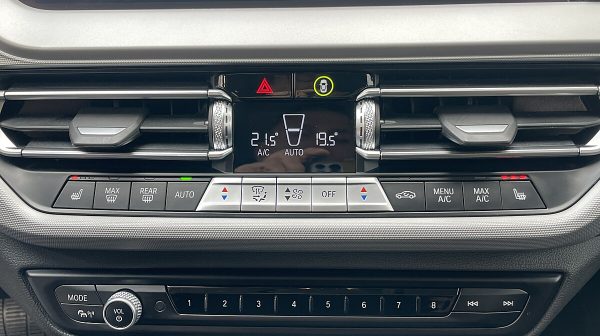 763717_1406688682079_slide bei Donau Automobile in 