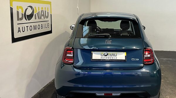 763861_1406681229155_slide bei Donau Automobile in 