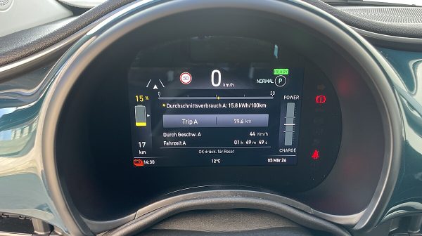 763861_1406681229174_slide bei Donau Automobile in 