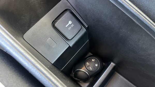 763861_1406681229228_slide bei Donau Automobile in 