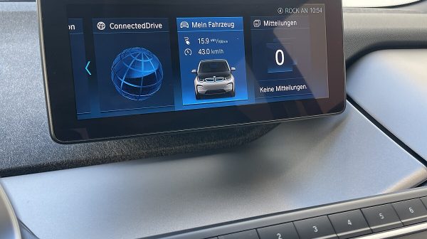 763957_1406690627047_slide bei Donau Automobile in 