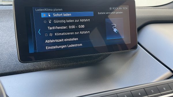 763957_1406690627050_slide bei Donau Automobile in 