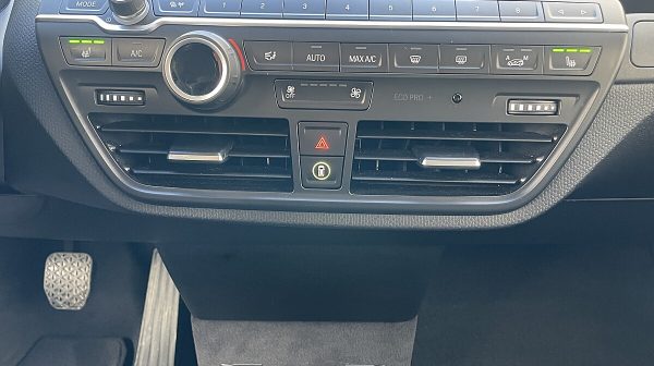 763957_1406690627056_slide bei Donau Automobile in 