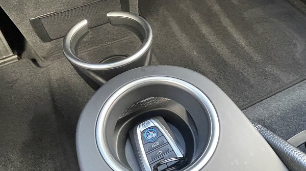 763957_1406690627073_slide bei Donau Automobile in 