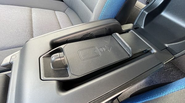 763957_1406690627090_slide bei Donau Automobile in 